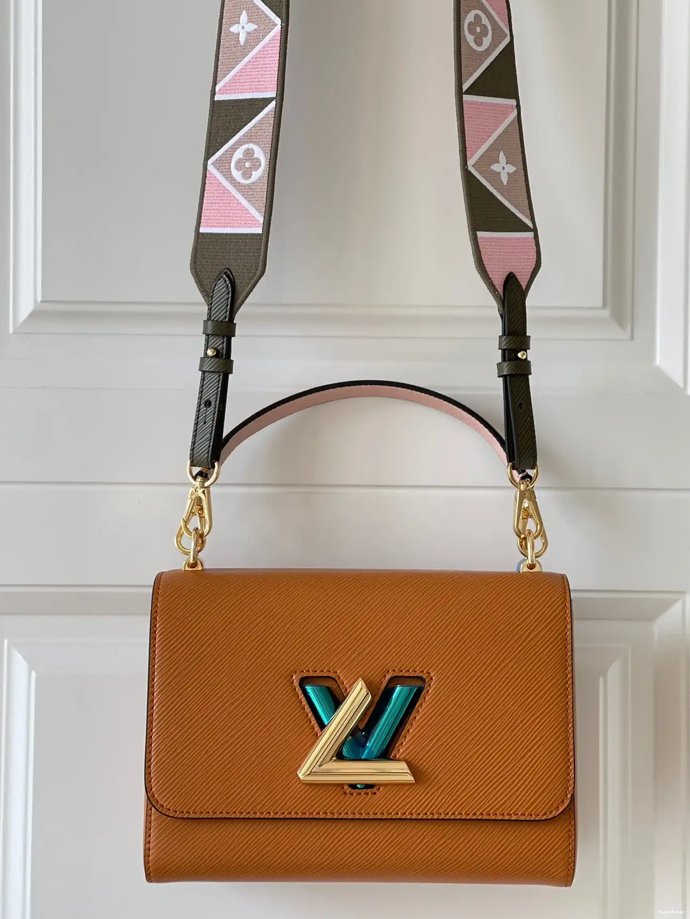 LOUIS MM VUITTON TWIST 0507